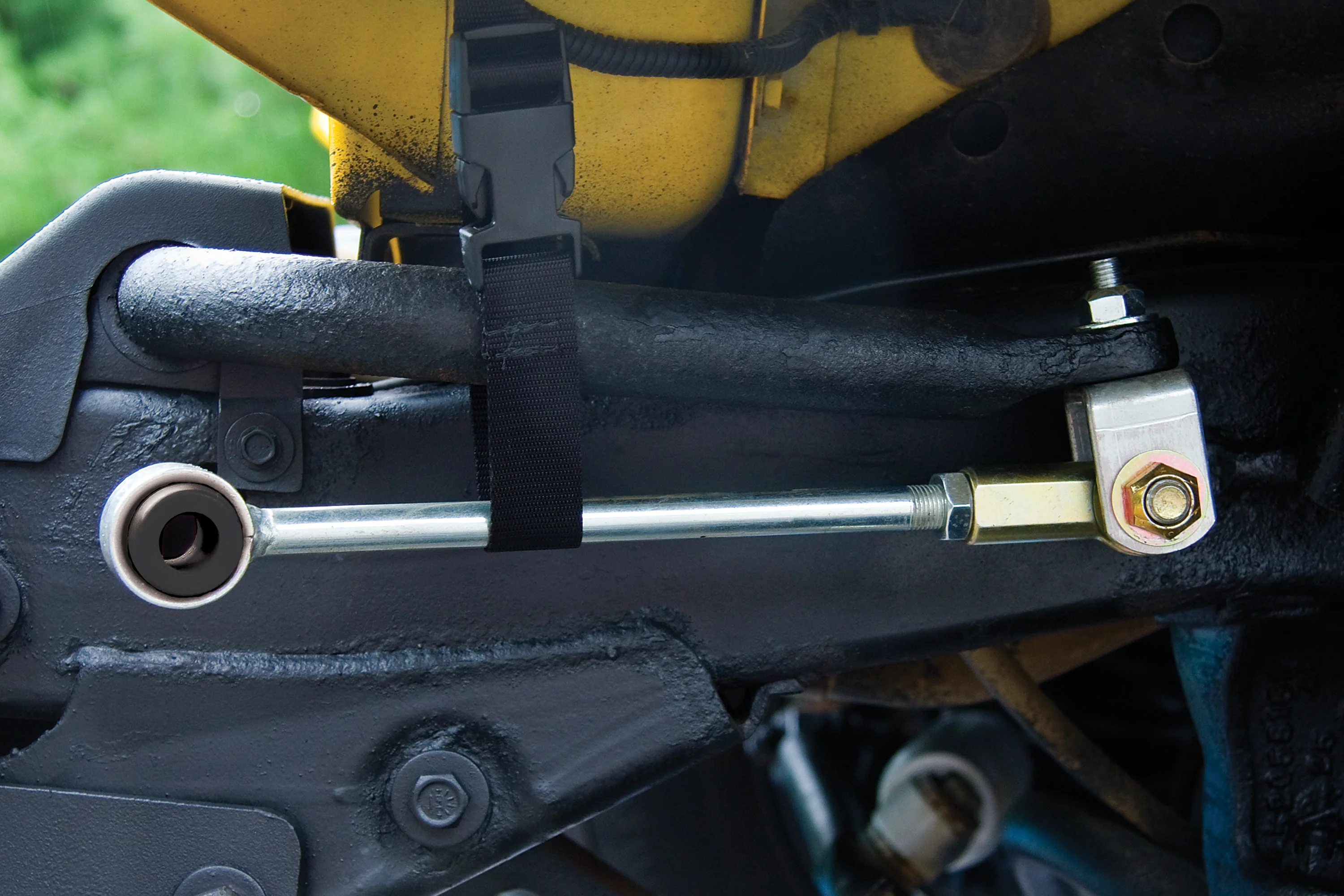 Sway Bar Disconnects | Jeep Wrangler TJ (97-06) and Cherokee XJ (84-01) - Image 2